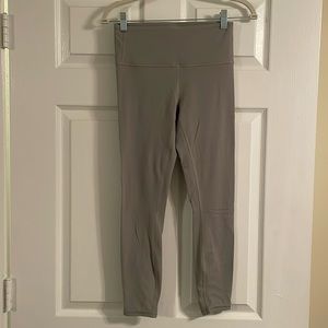 Athleta tan cropped leggings